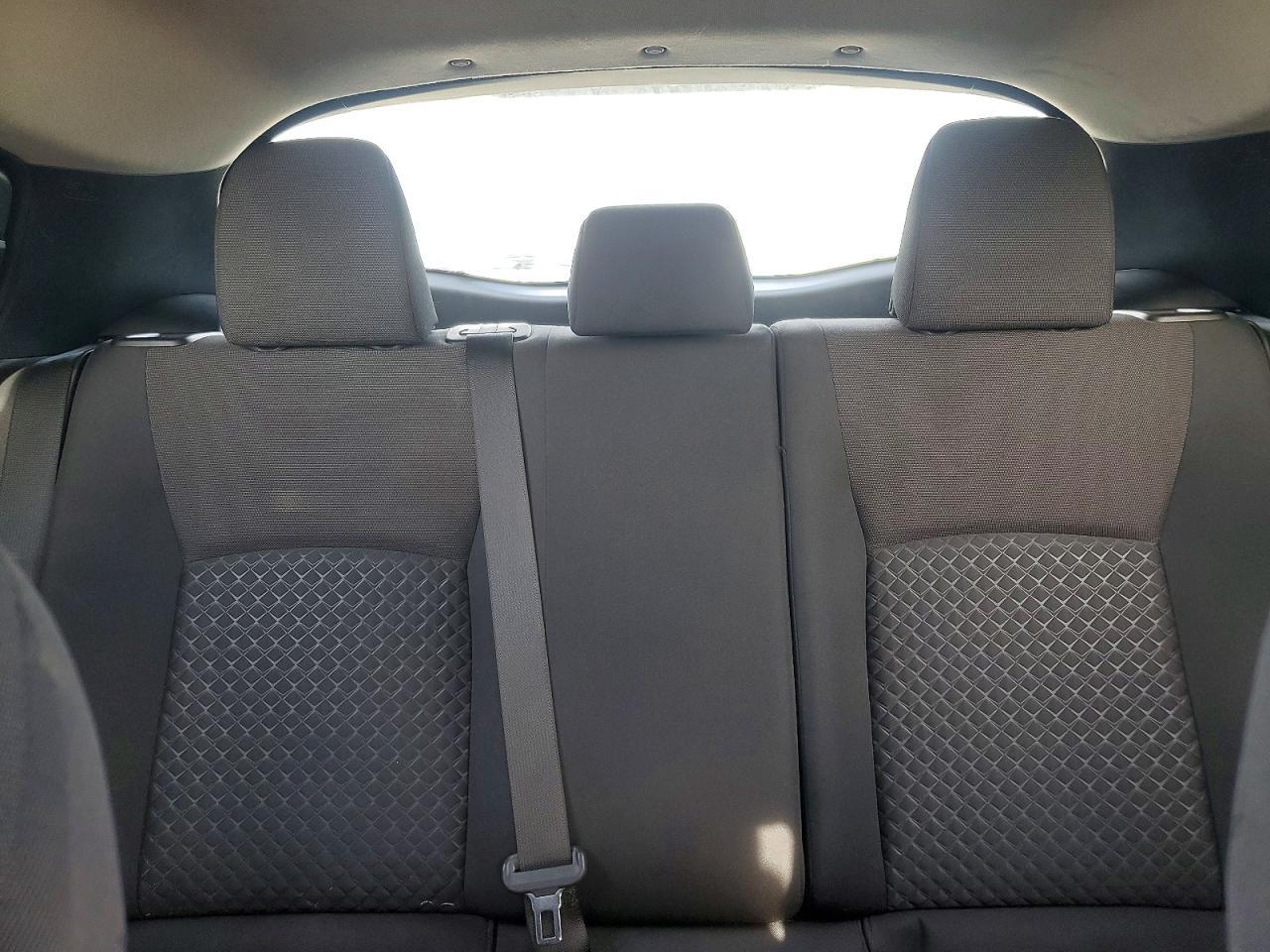 2021 Toyota C-Hr Le - zdjęcie 10