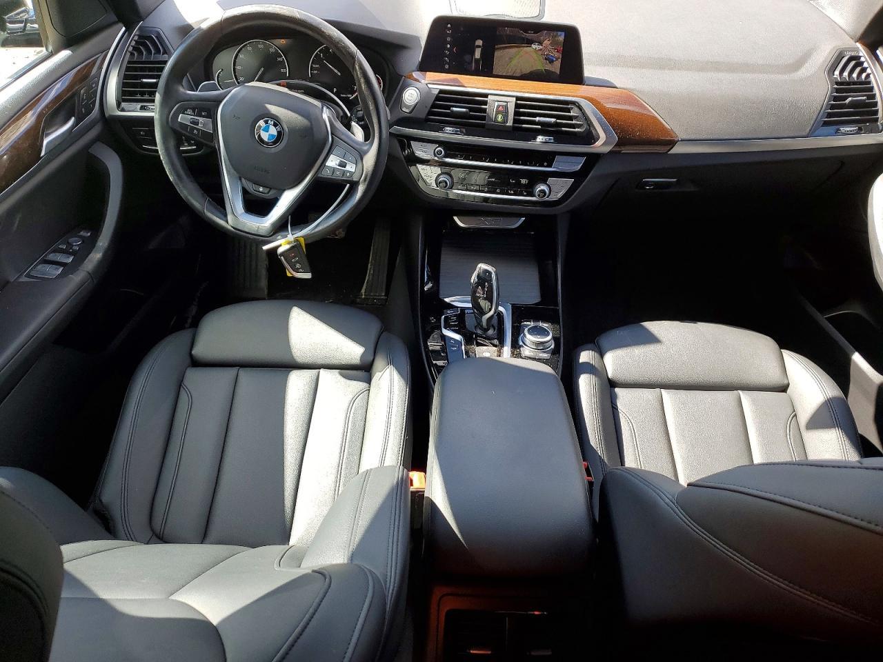 2021 BMW X3 xDrive30I - zdjęcie 8