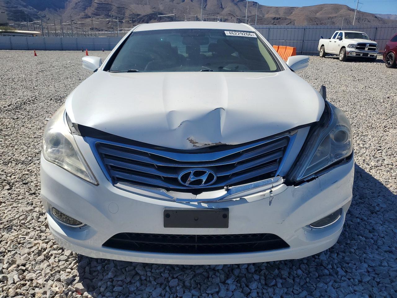 2013 Hyundai Azera Base - zdjęcie 5