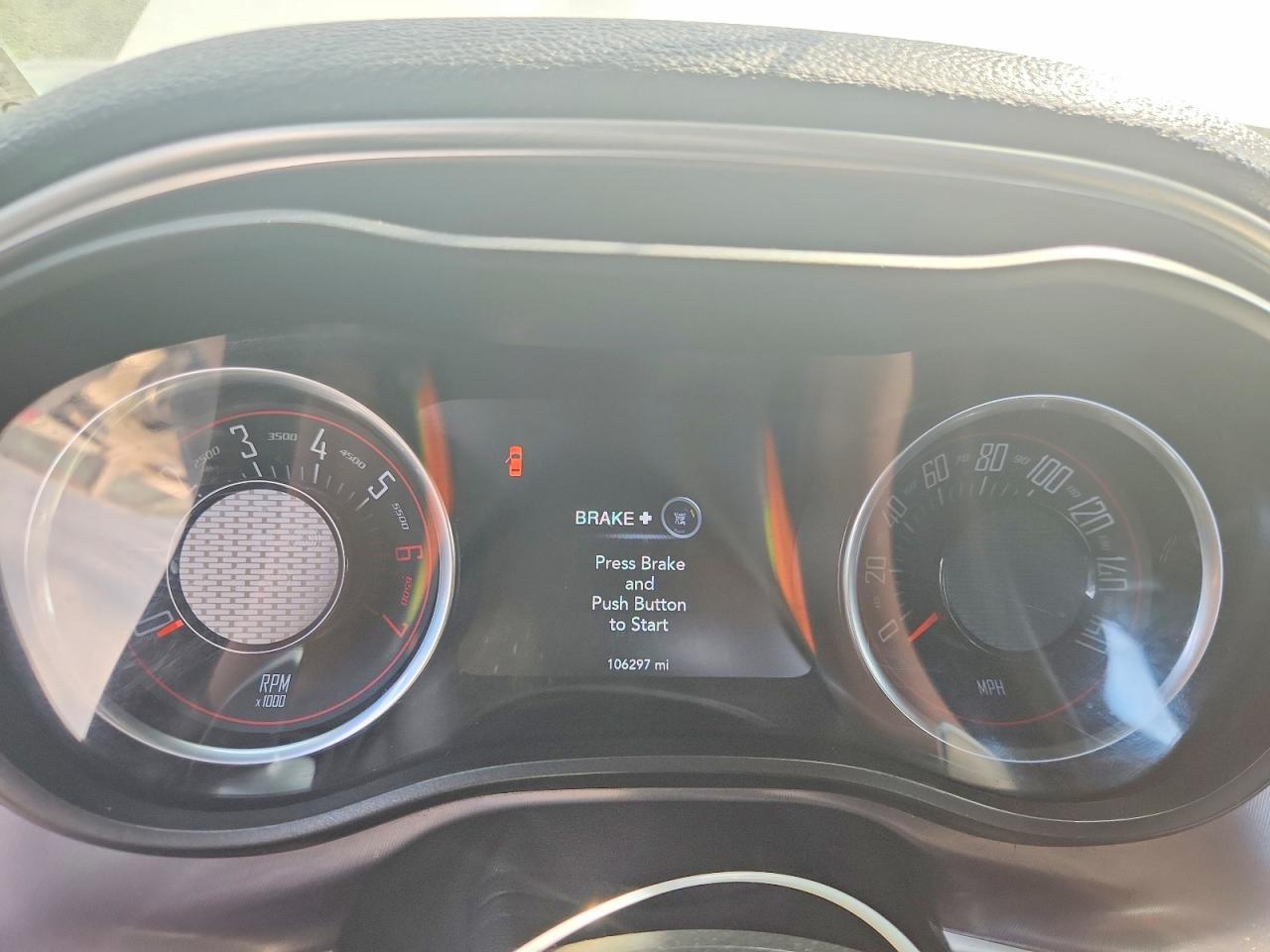 2021 Dodge Challenger R - zdjęcie 9