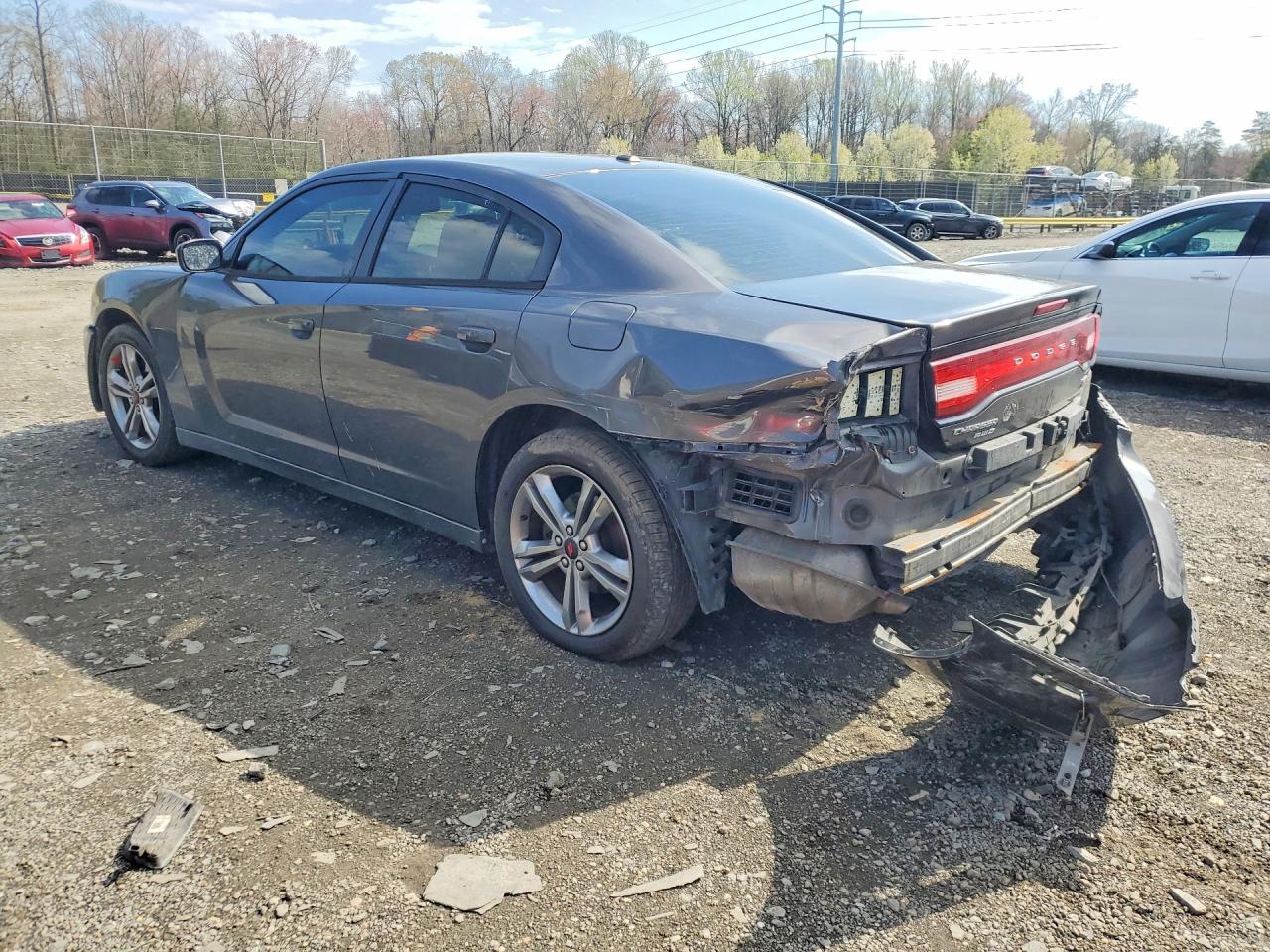 2014 Dodge Charger Sxt - zdjęcie 2