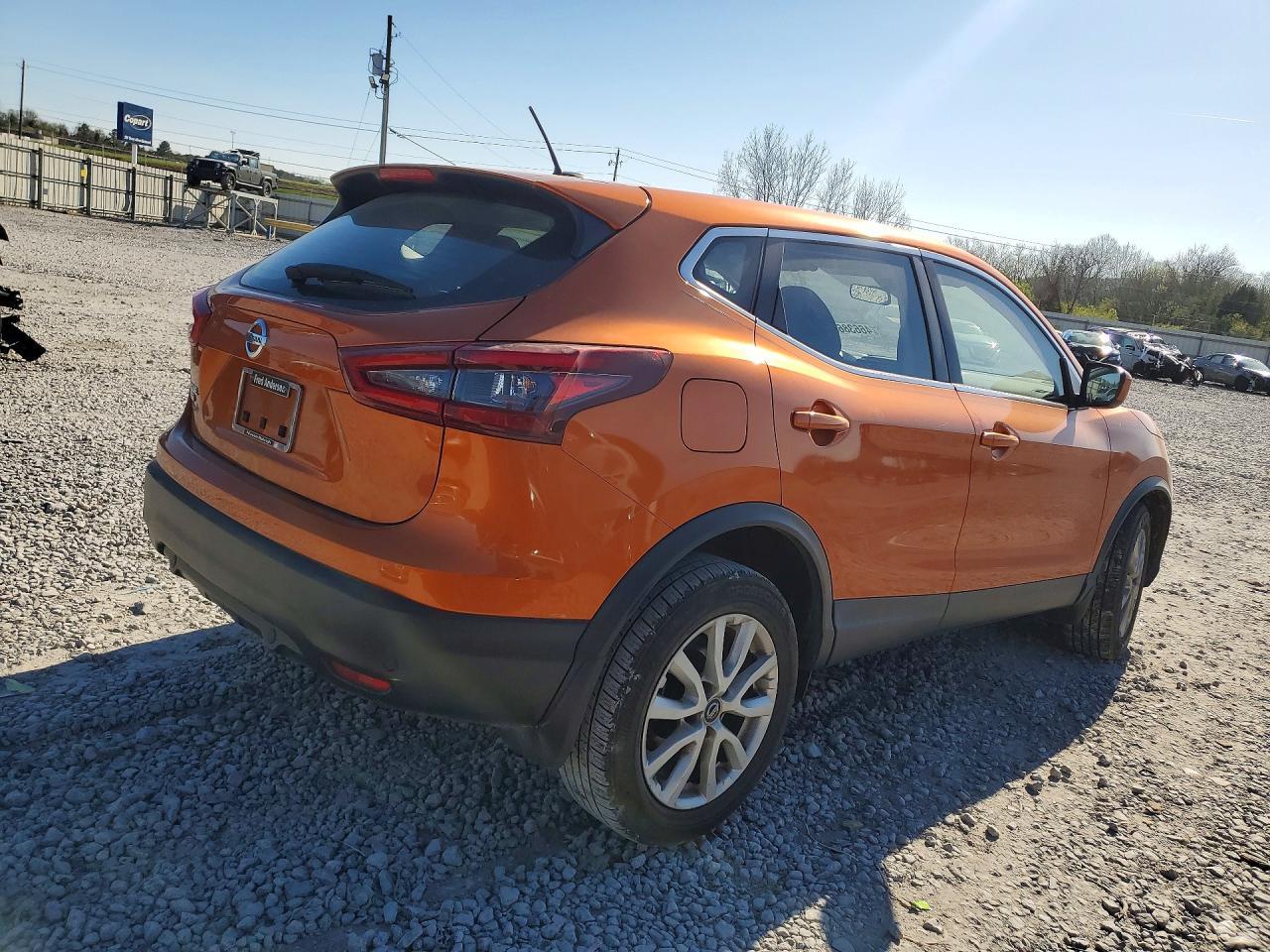 2022 Nissan Rogue Sport S - zdjęcie 3