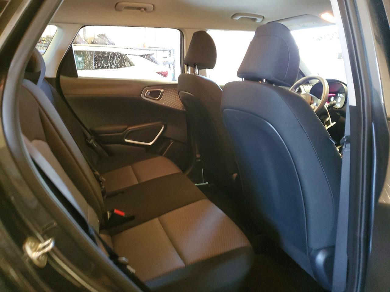 2025 Kia Soul Lx - zdjęcie 10