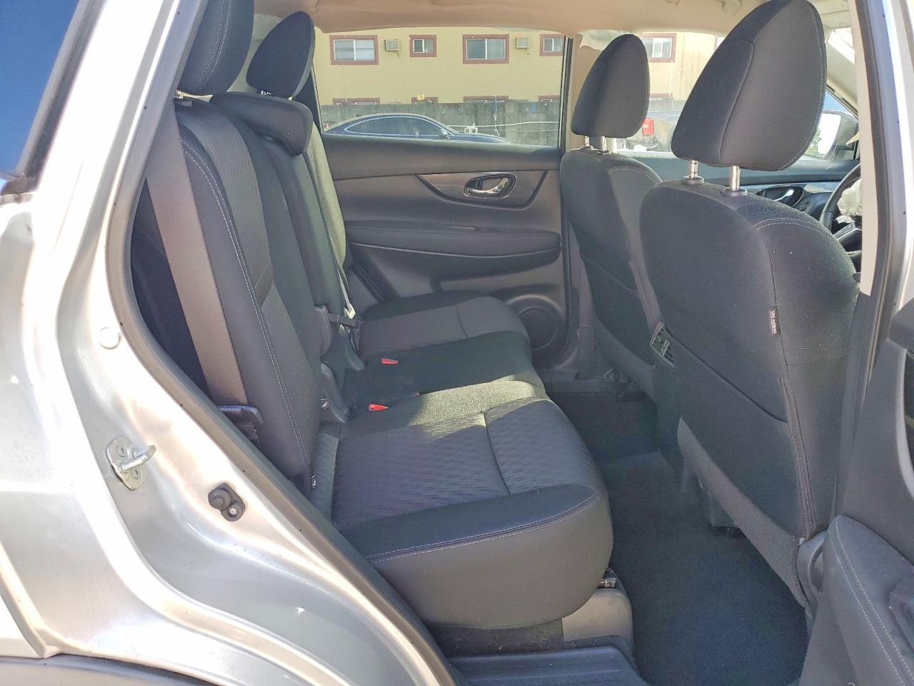 2018 Nissan Rogue Sv - zdjęcie 10