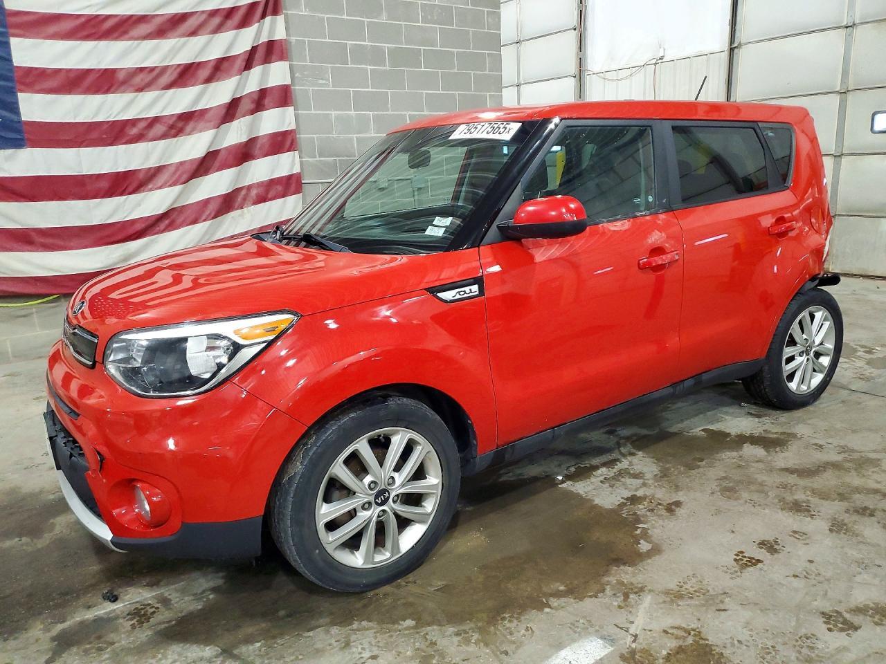 2017 Kia Soul + - zdjęcie główne