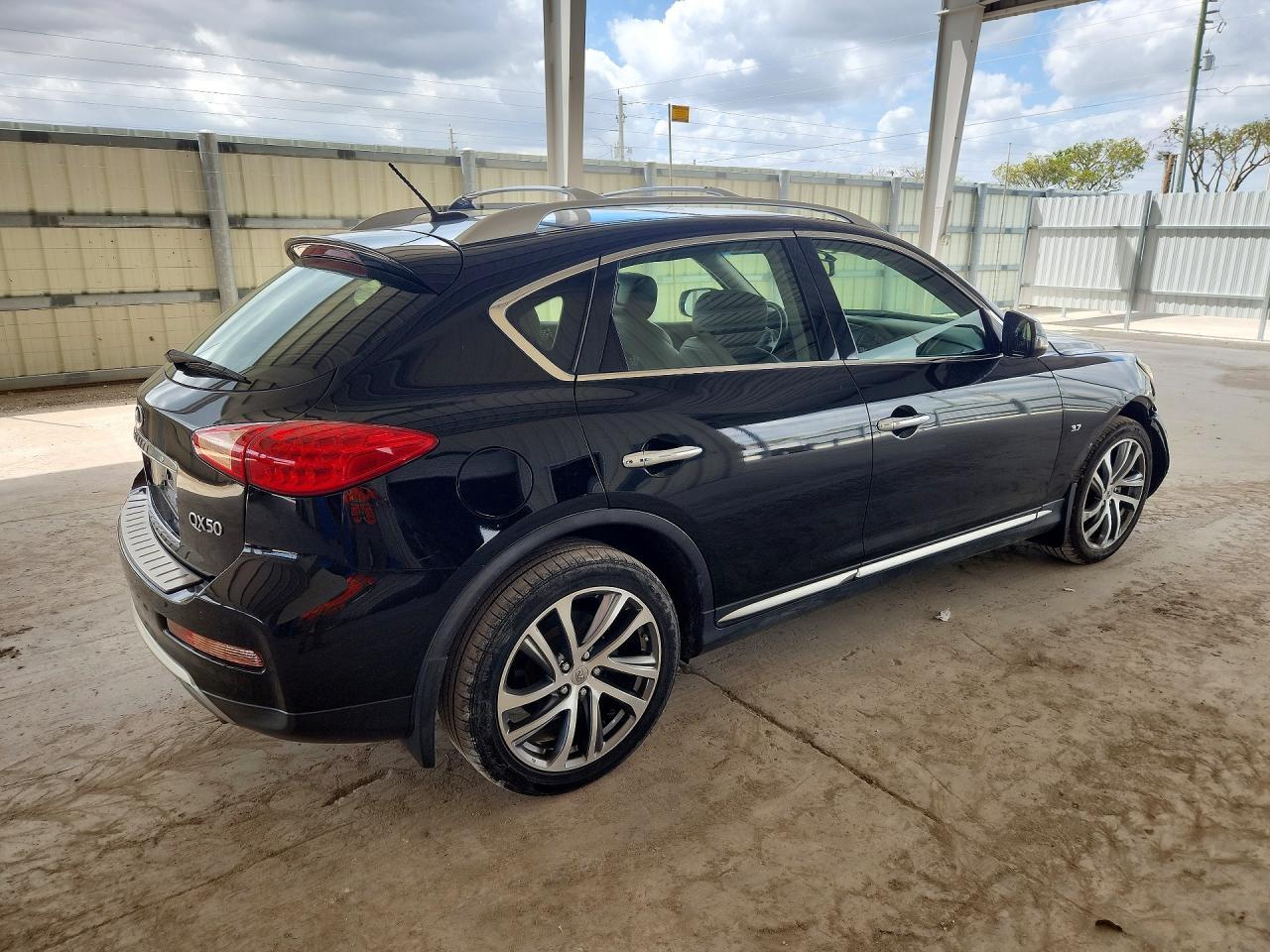 2017 Infiniti Qx50 Base - zdjęcie 3