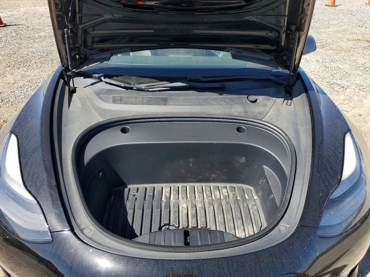 2021 Tesla Model 3 - zdjęcie 11