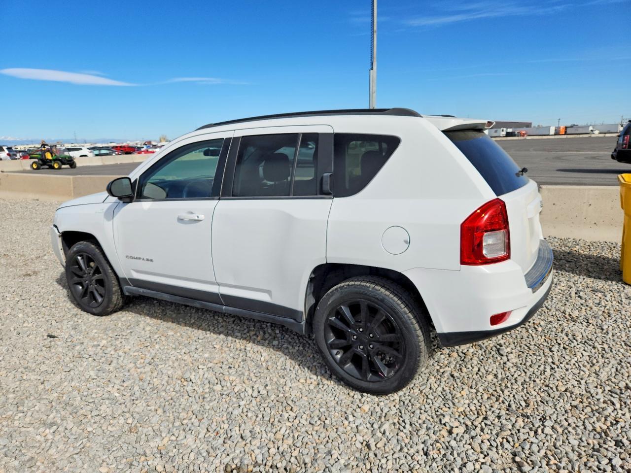 2013 Jeep Compass Latitude - zdjęcie 2