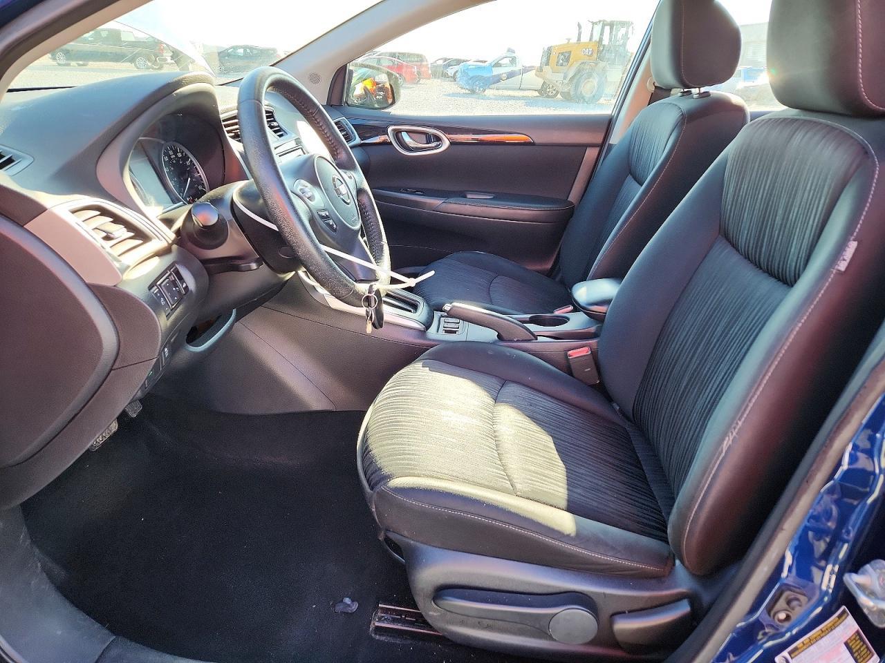 2019 Nissan Sentra Sv - zdjęcie 7