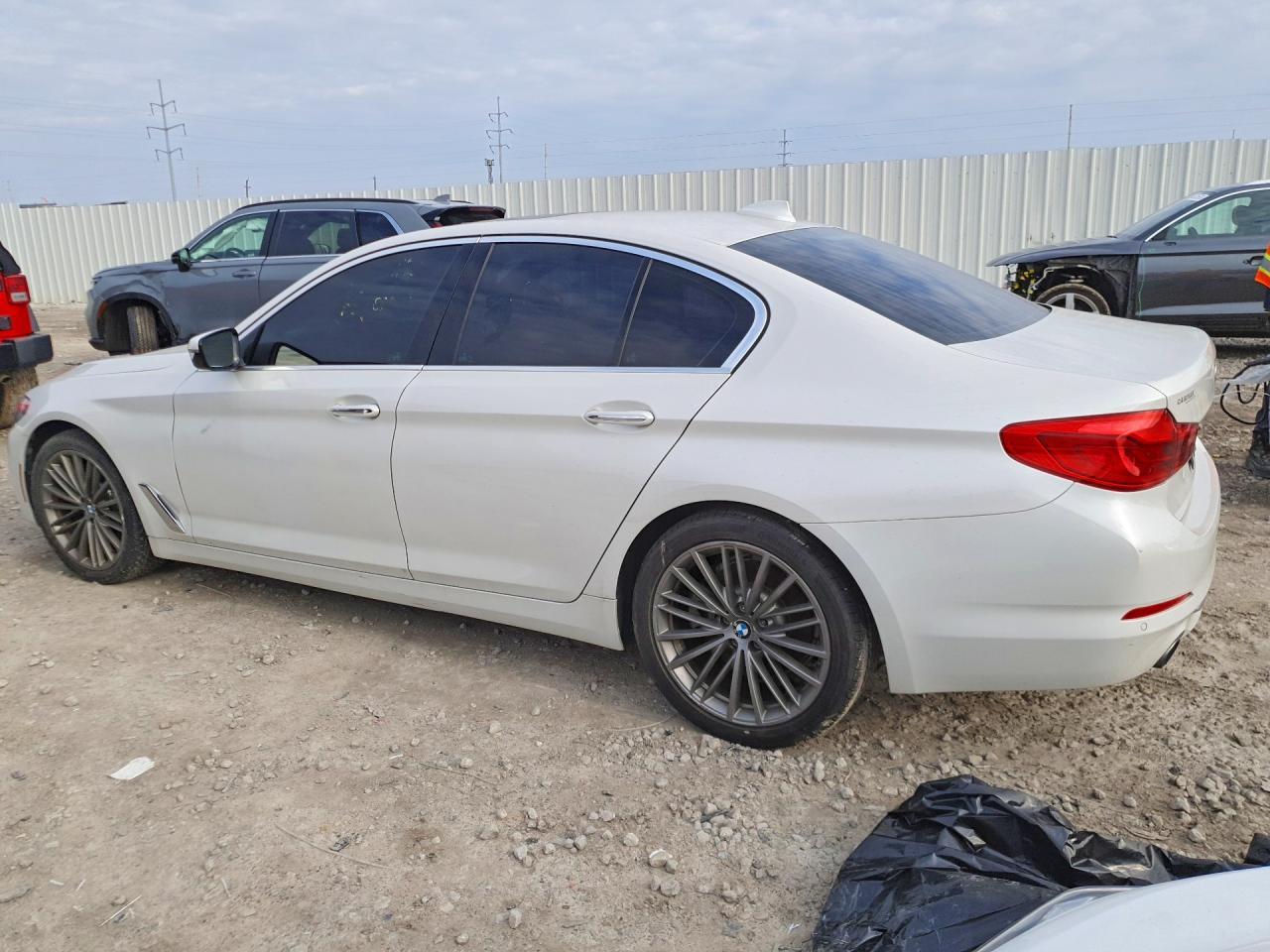 2018 BMW 530 I - zdjęcie 2