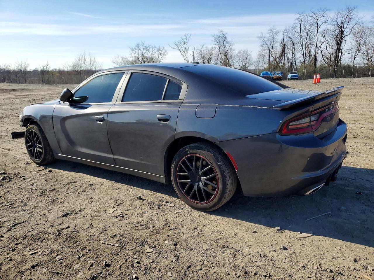 2019 Dodge Charger Sxt - zdjęcie 2