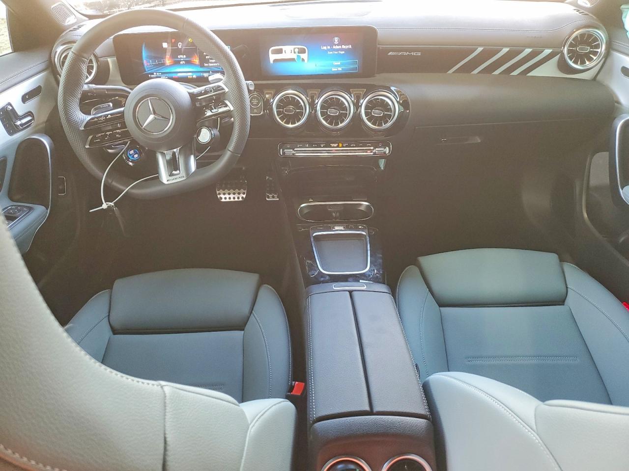 2026 Mercedes-Benz Cla Amg 45S 4Matic - zdjęcie 8