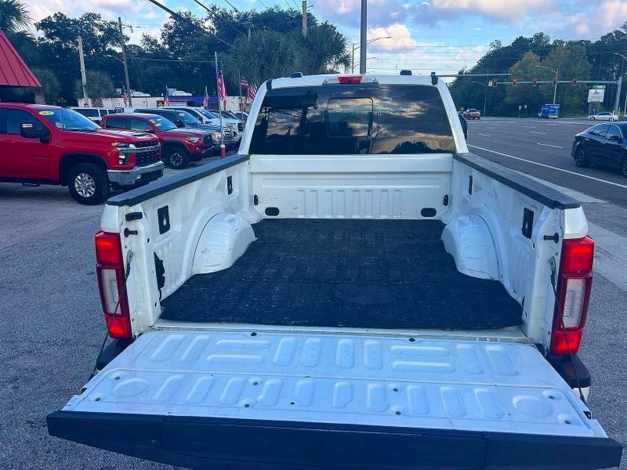 2022 Ford F250 Super Duty - zdjęcie 7