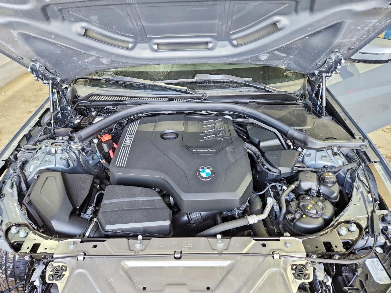 2024 BMW 330 - zdjęcie 11