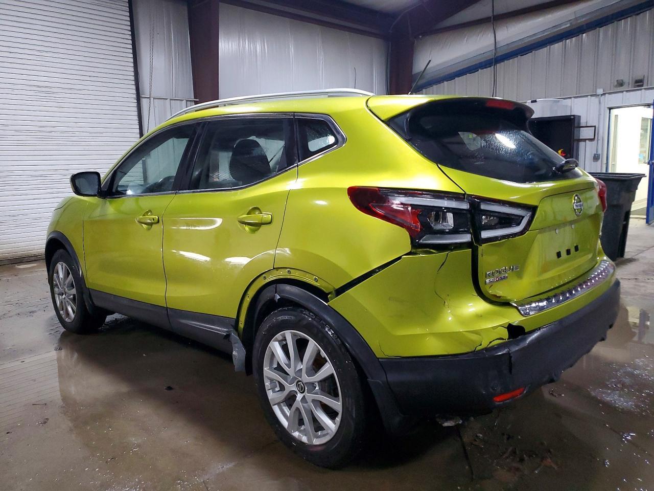 2021 Nissan Rogue Sport Sv - zdjęcie 2