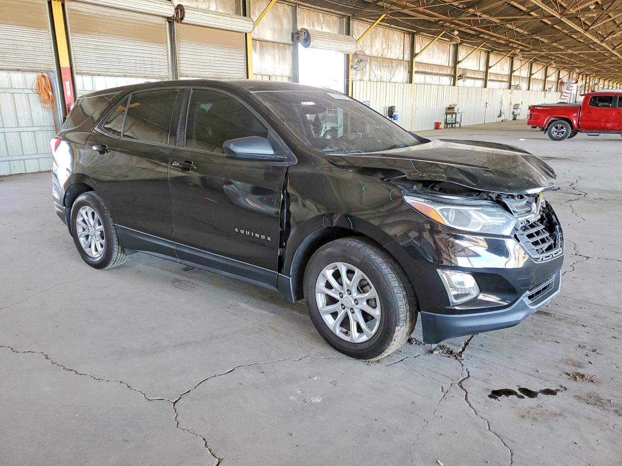 2018 Chevrolet Equinox Ls - zdjęcie 4