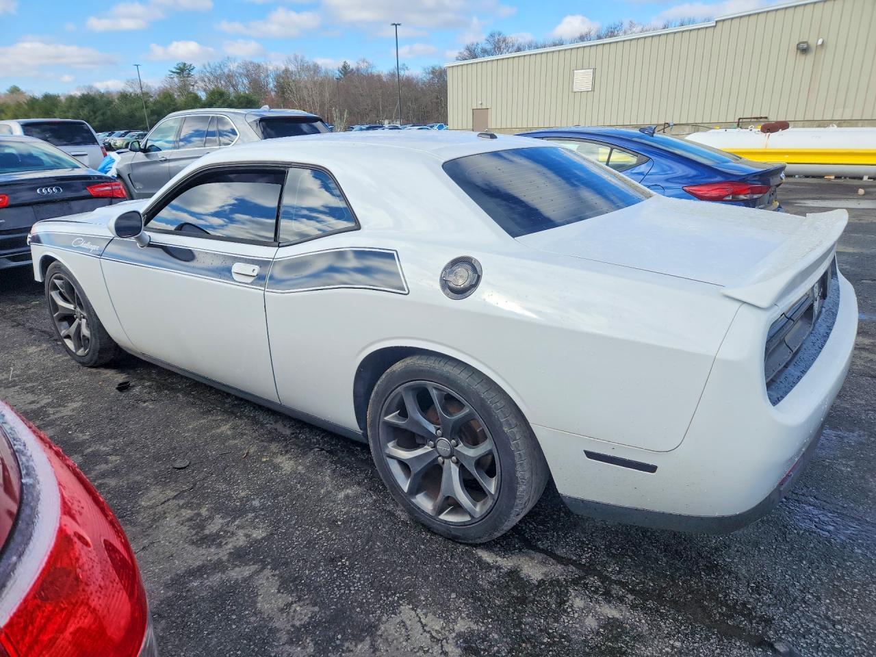 2015 Dodge Challenger Sxt - zdjęcie 2