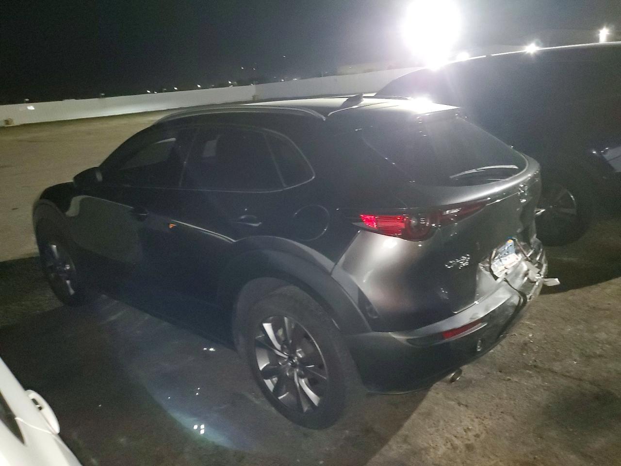 2021 Mazda Cx-30 Premium - zdjęcie 2
