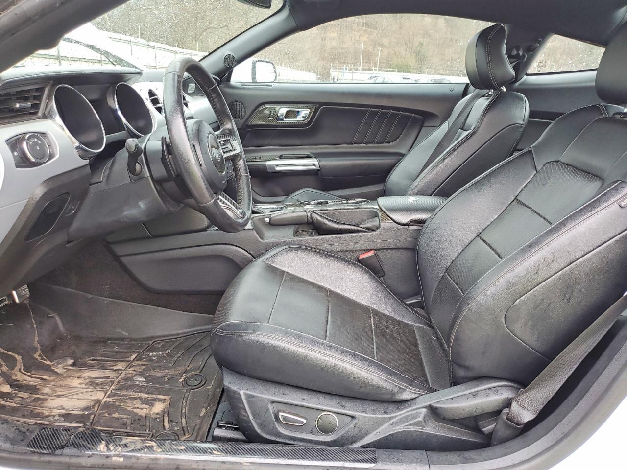 2016 Ford Mustang - zdjęcie 7