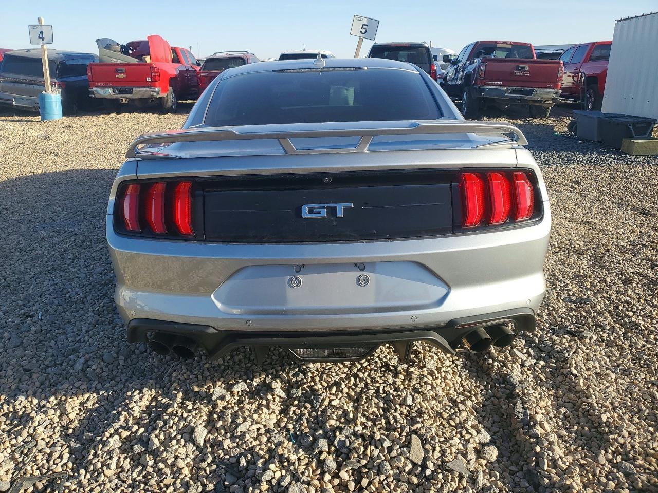 2020 Ford Mustang Gt - zdjęcie 6