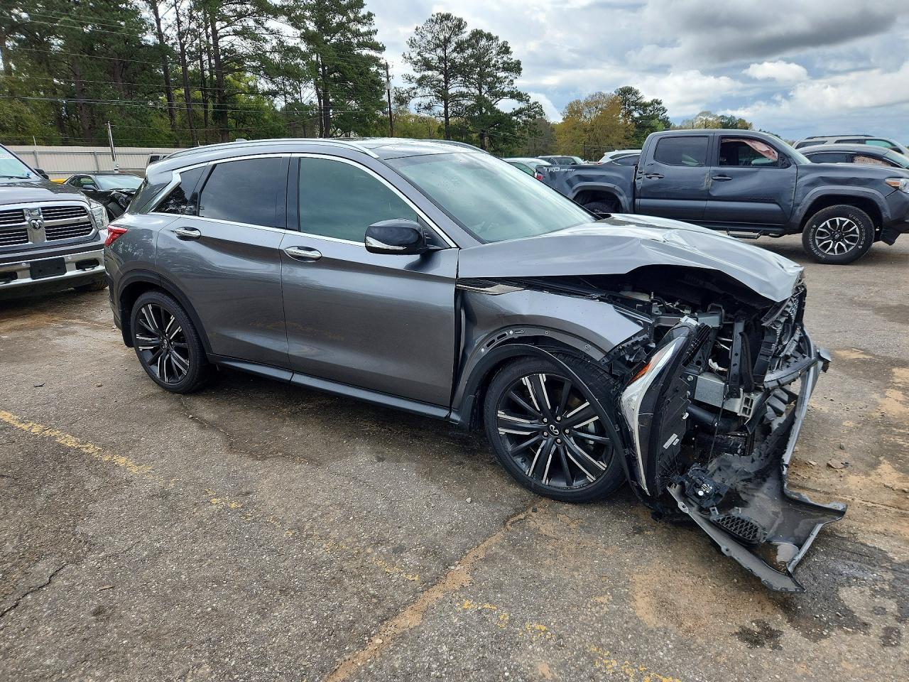 2021 Infiniti Qx50 Luxe - zdjęcie 4