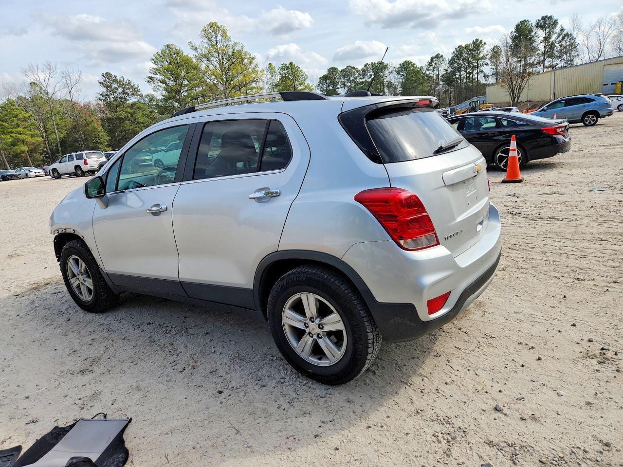 2019 Chevrolet Trax 1Lt - zdjęcie 2