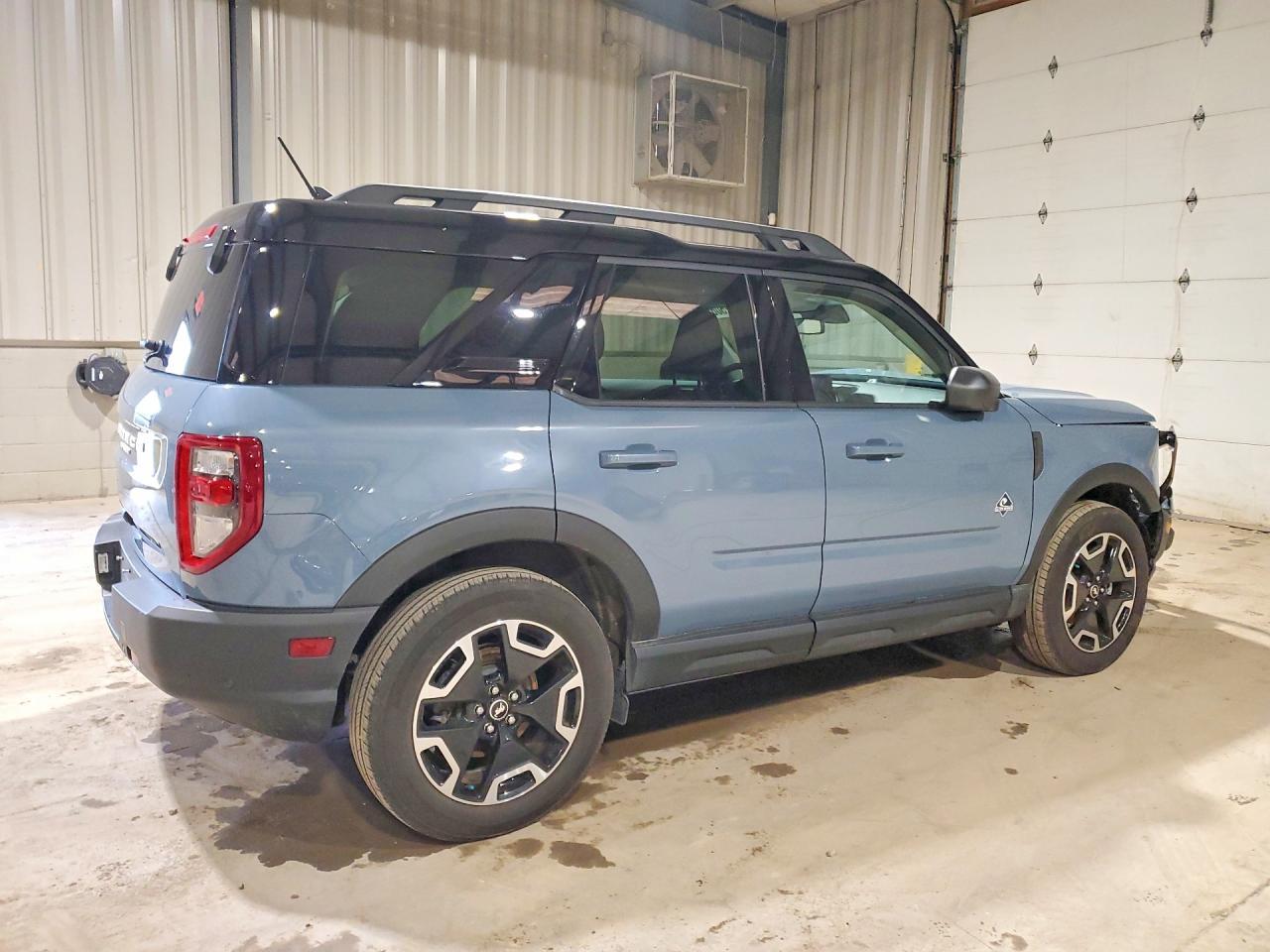 2024 Ford Bronco Sport Outer Banks - zdjęcie 3