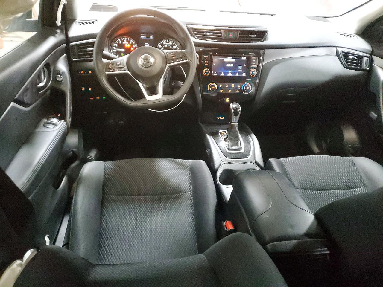 2020 Nissan Rogue Sport S - zdjęcie 8