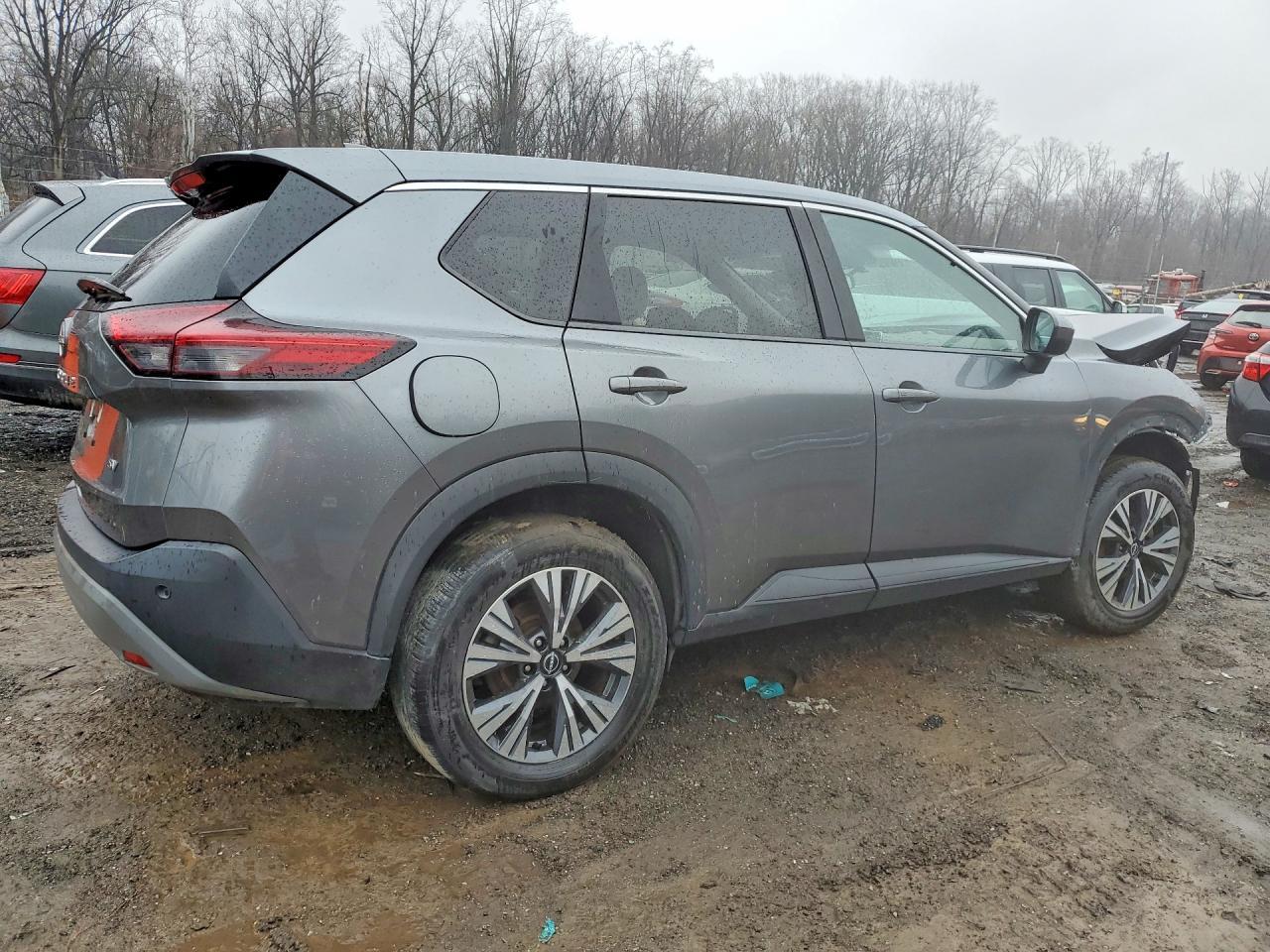 2023 Nissan Rogue Sv - zdjęcie 3