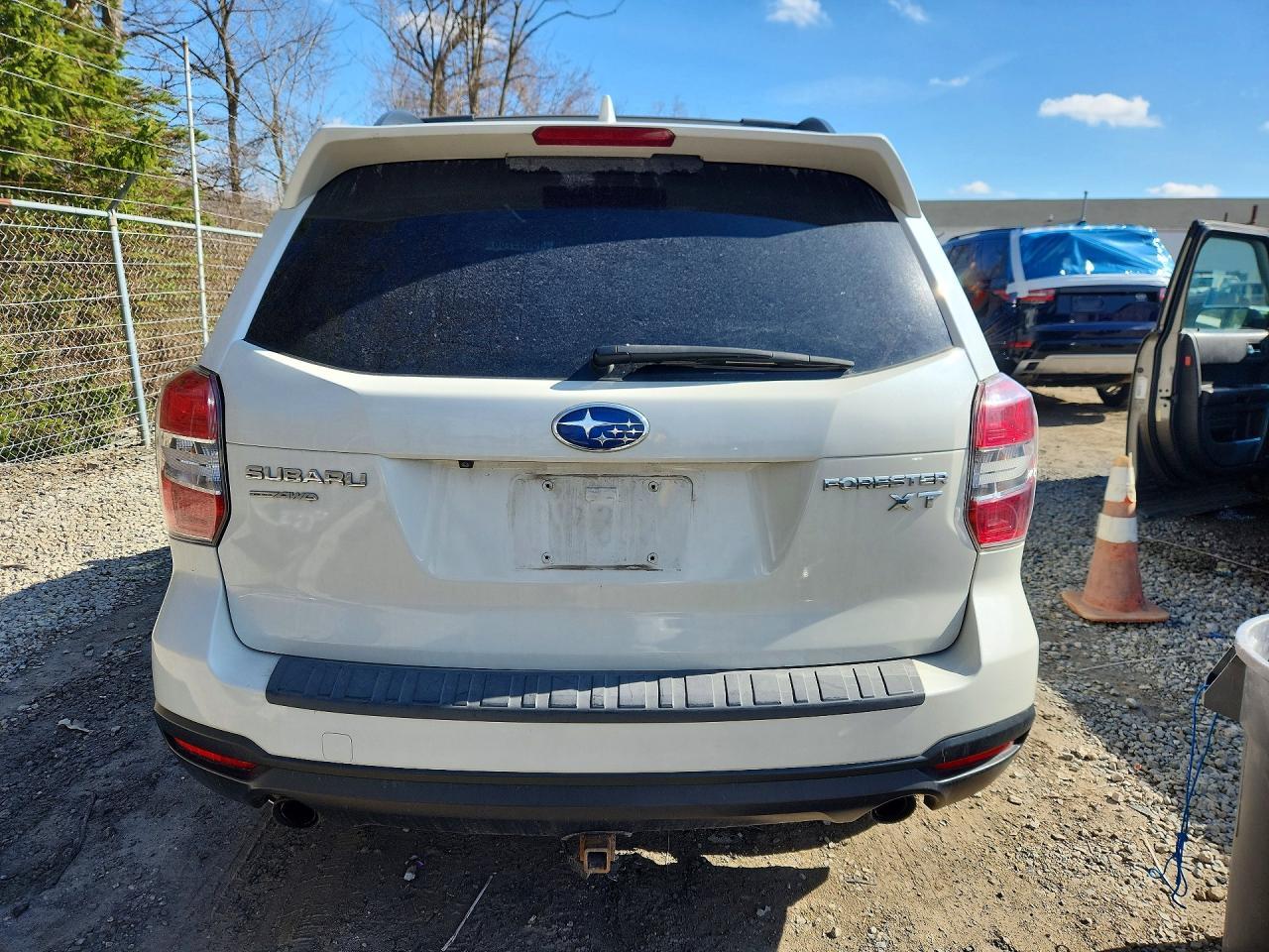 2016 Subaru Forester 2.0Xt Touring - zdjęcie 6