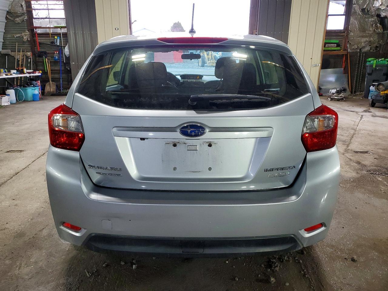 2015 Subaru Impreza Premium - zdjęcie 6