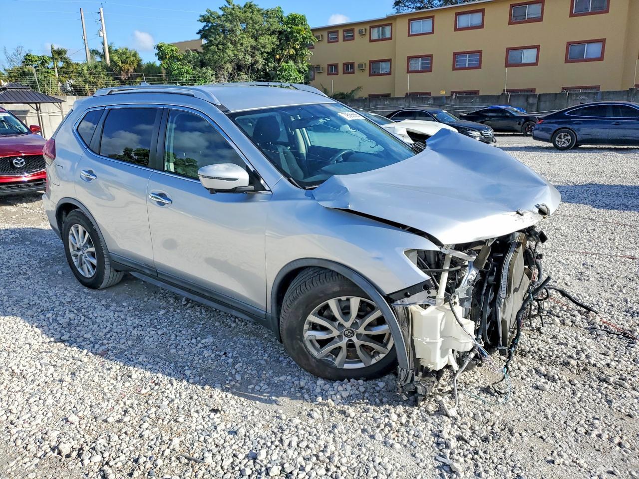 2018 Nissan Rogue Sv - zdjęcie 4