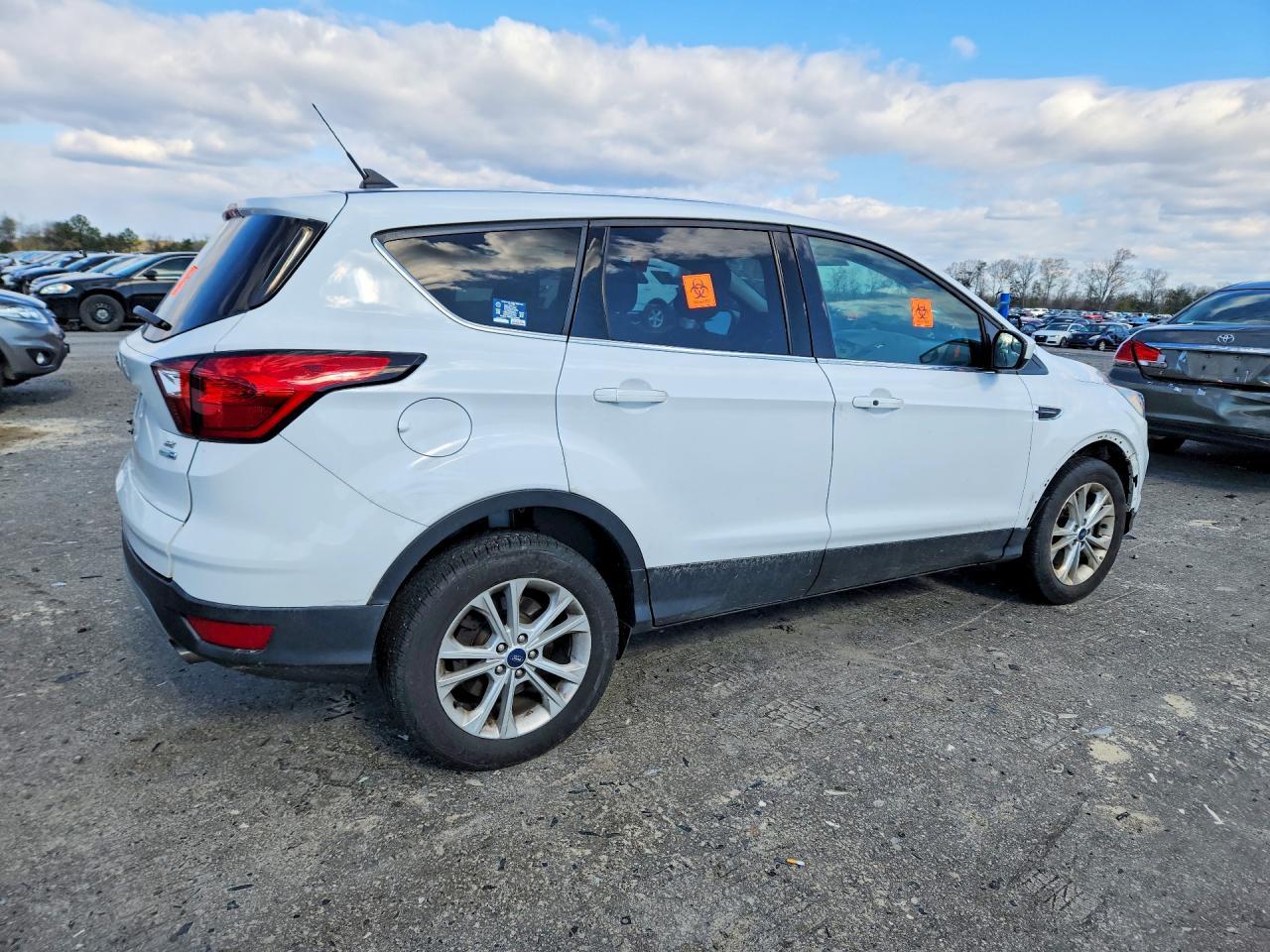 2019 Ford Escape Se - zdjęcie 3
