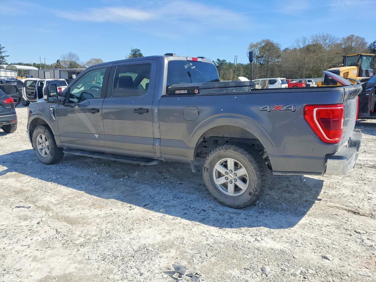 2022 Ford F150 Supercrew - zdjęcie 2