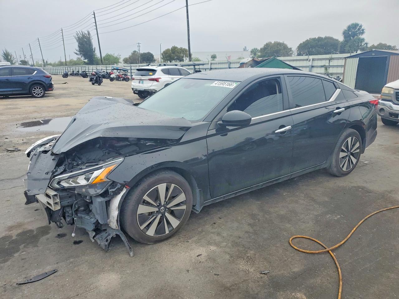 2021 Nissan Altima 2.5 Sv - zdjęcie główne