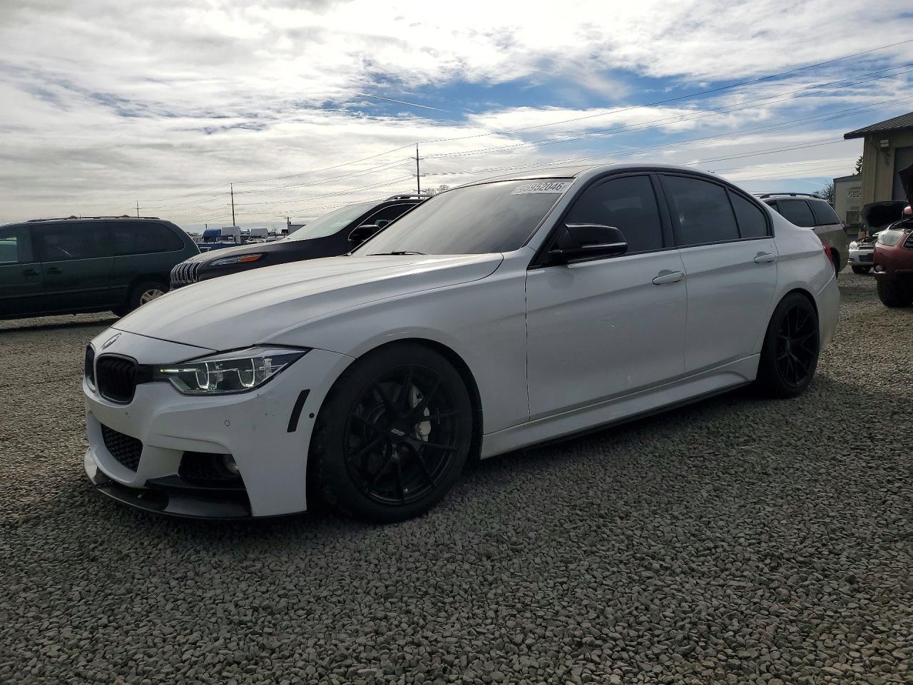 2016 BMW 340 Xi - zdjęcie główne