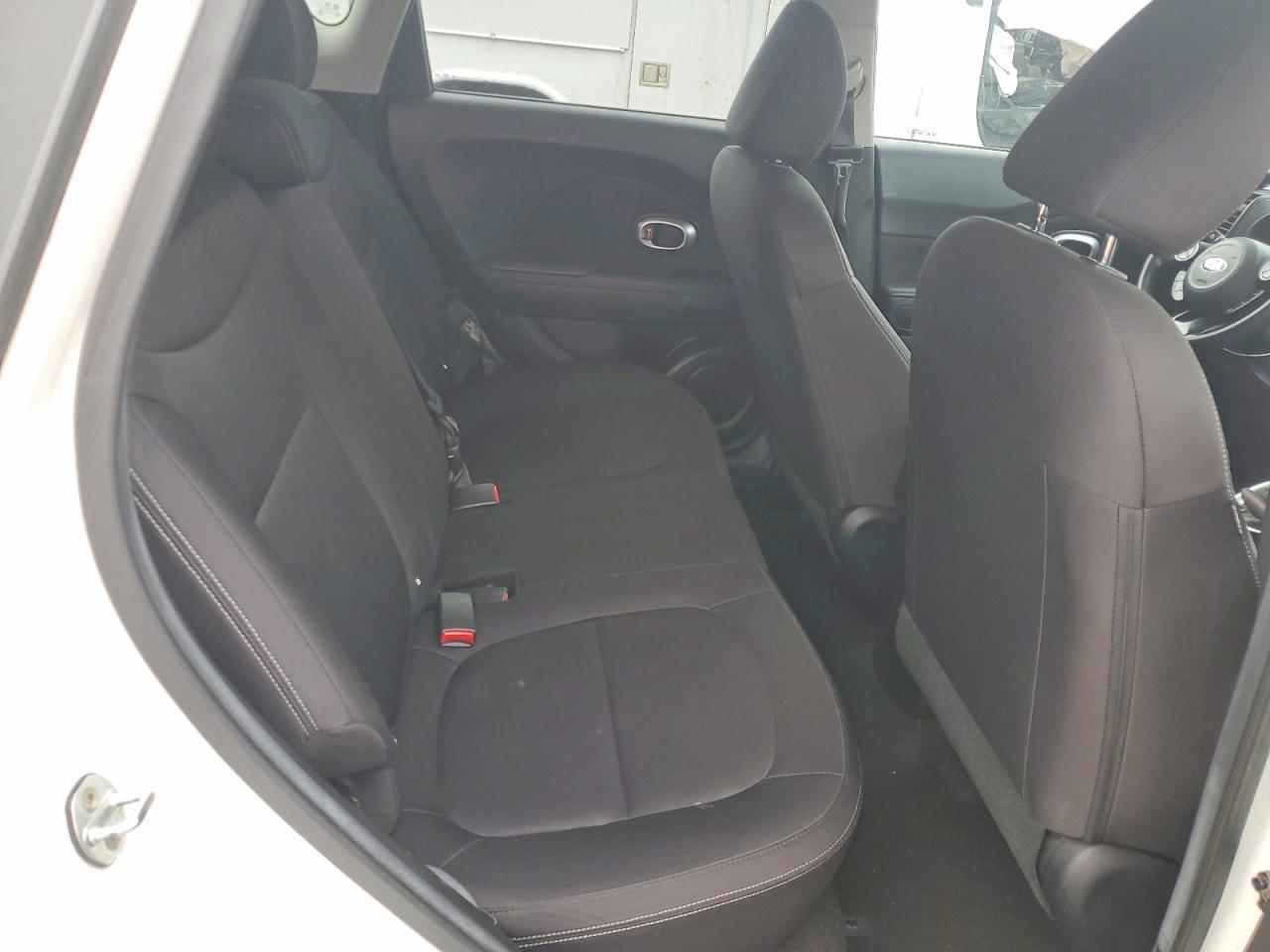 2015 Kia Soul Base - zdjęcie 11