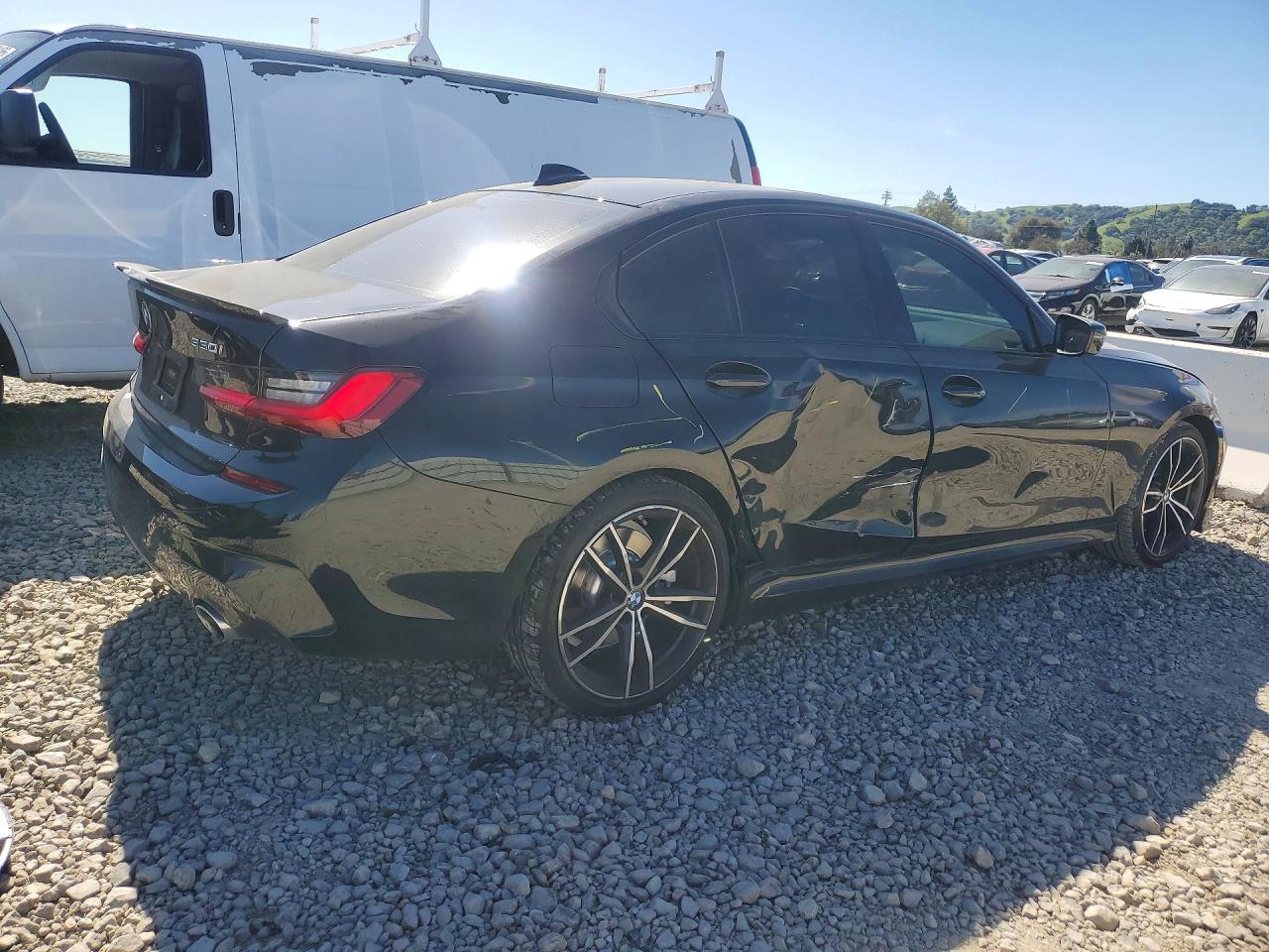 2019 BMW 330I - zdjęcie 3