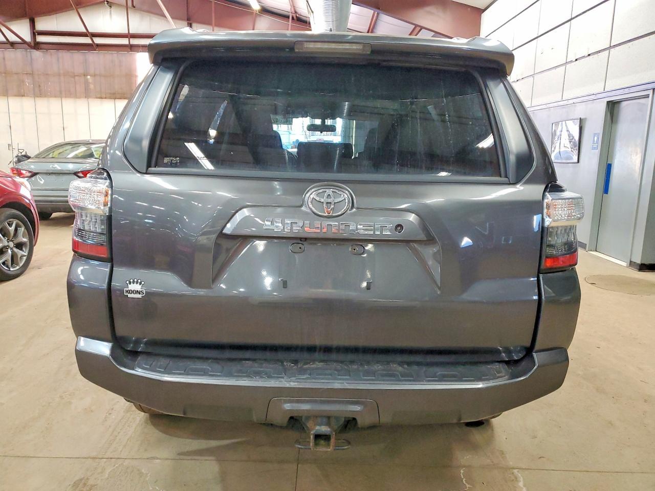 2018 Toyota 4Runner Sr5 - zdjęcie 6