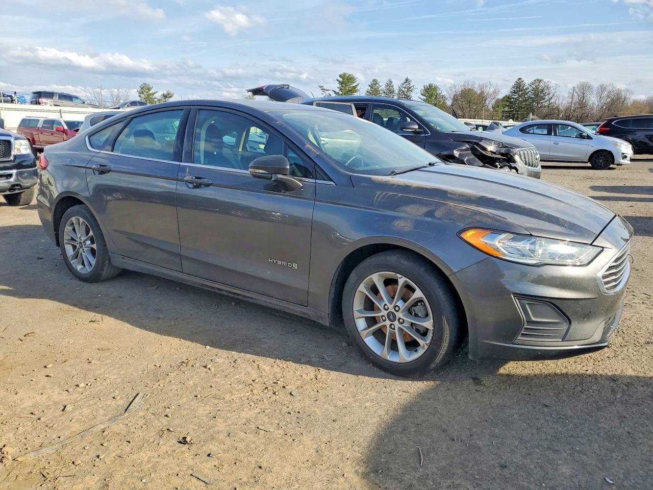 2019 Ford Fusion Se - zdjęcie 4
