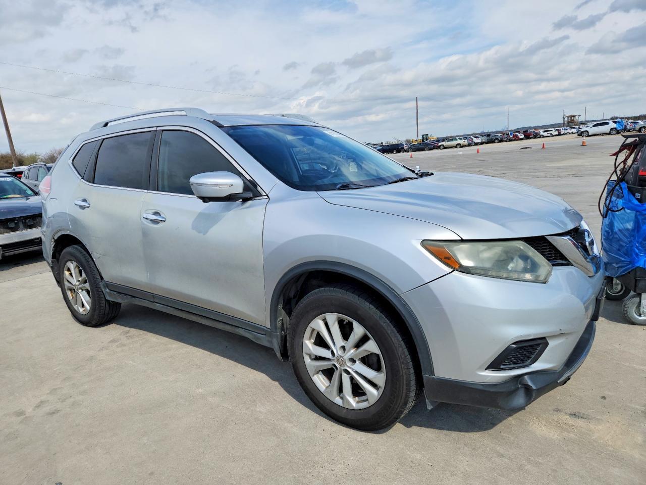 2014 Nissan Rogue Sv - zdjęcie 4