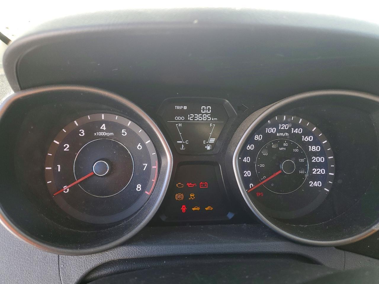 2013 Hyundai Elantra Gls - zdjęcie 9