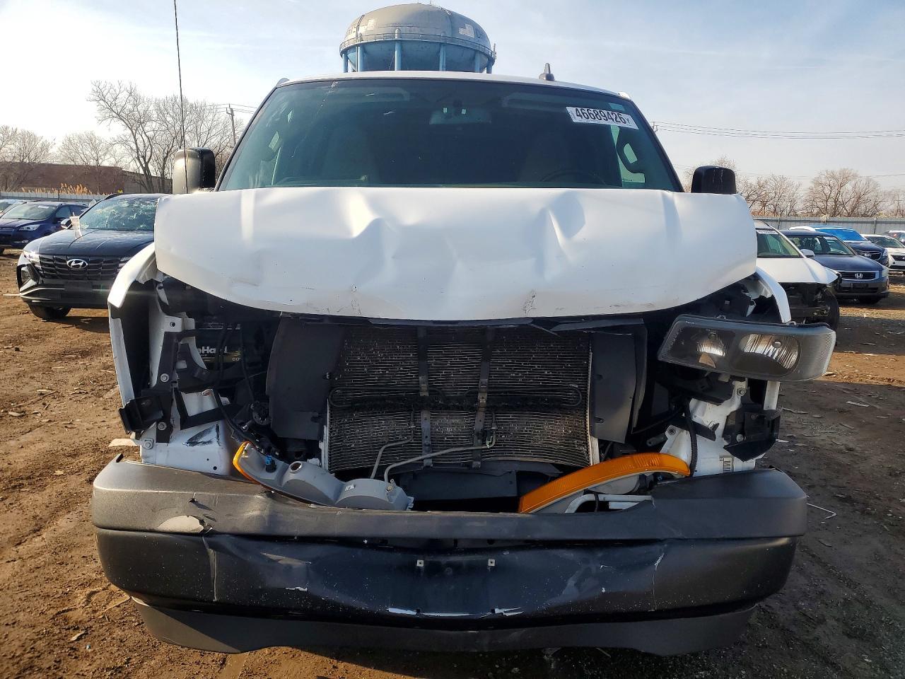 2019 Chevrolet Express G2500 - zdjęcie 5