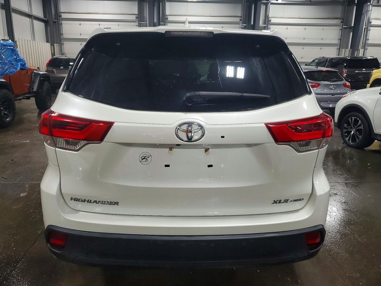 2018 Toyota Highlander Xle - zdjęcie 6