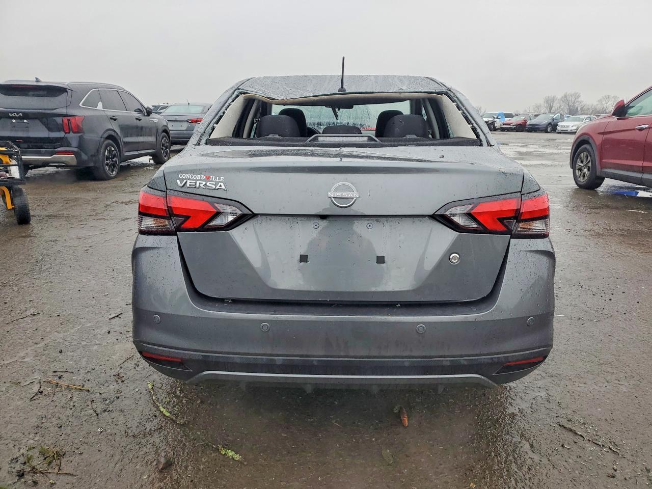 2025 Nissan Versa S - zdjęcie 6