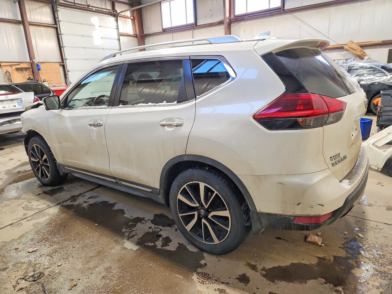 2018 Nissan Rogue S - zdjęcie 2