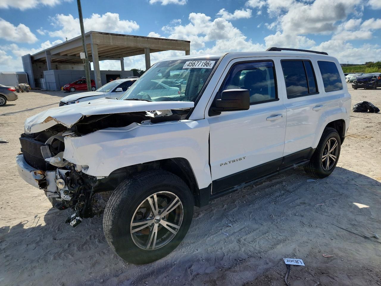 2017 Jeep Patriot - zdjęcie główne