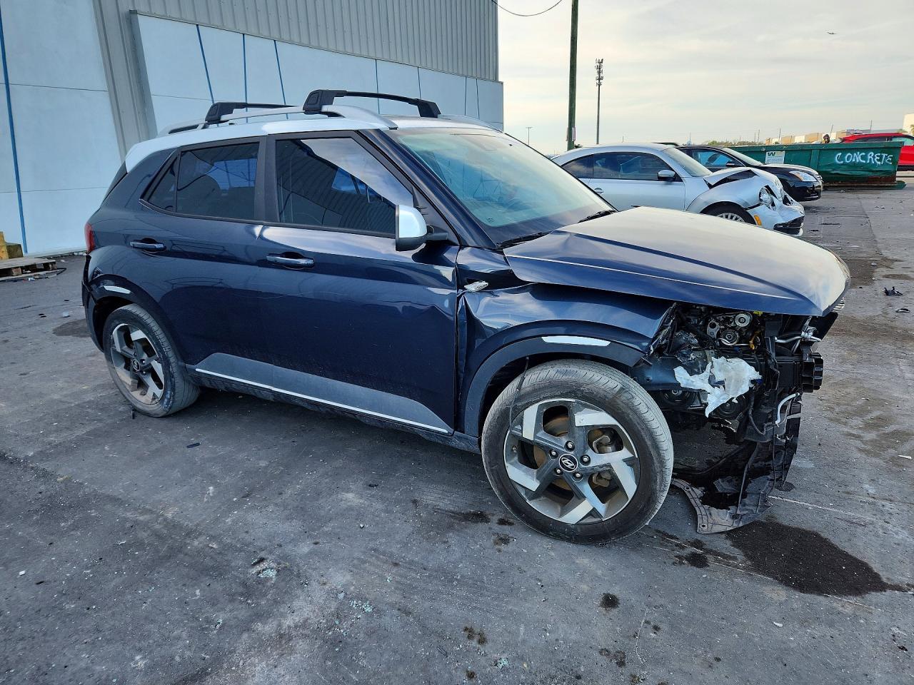 2021 Hyundai Venue Denim - zdjęcie 4