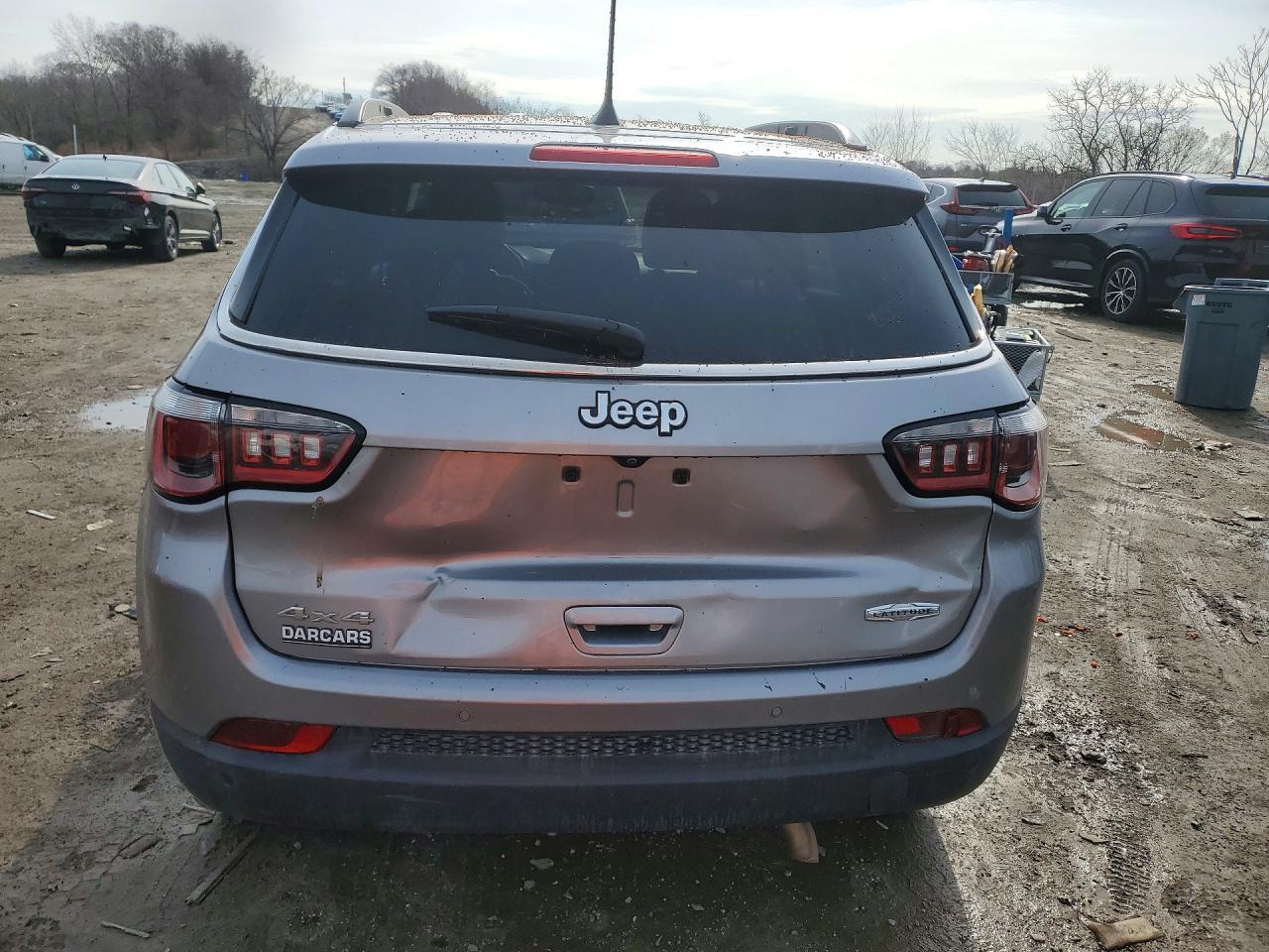 2018 Jeep Compass Latitude - zdjęcie 6