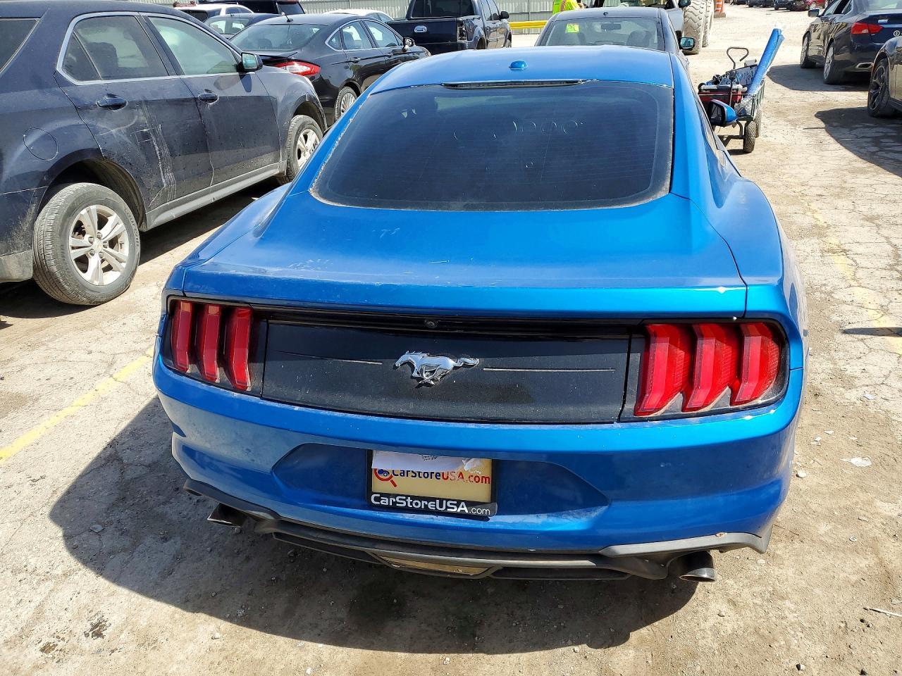 2020 Ford Mustang - zdjęcie 6